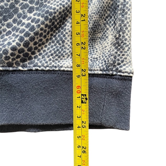 Gap Navy Blue Snakeskin Print Sweatshirt • Oversized Fit Casual Size Large - Picture 5 of 5
